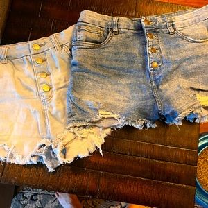 No Boundaries Jean Destroyed Short Bundle